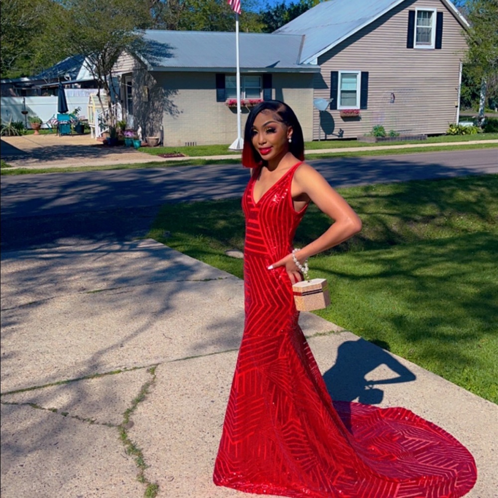 Red Sequined elegant dress